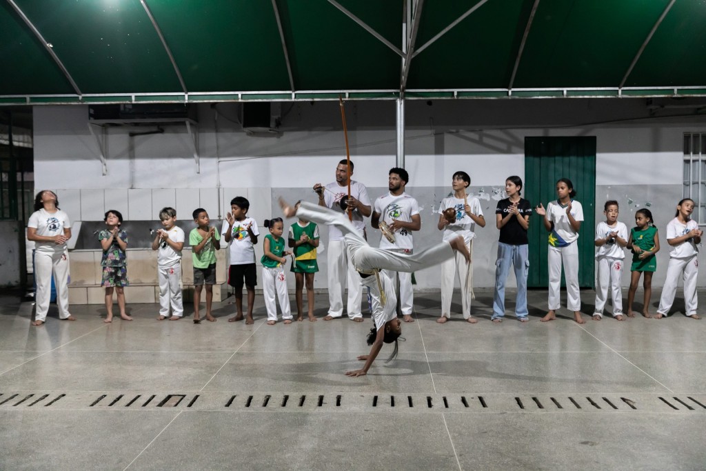 Esporte nos bairros amplia acesso gratuito a futebol, capoeira e atividades físicas em Cuiabá